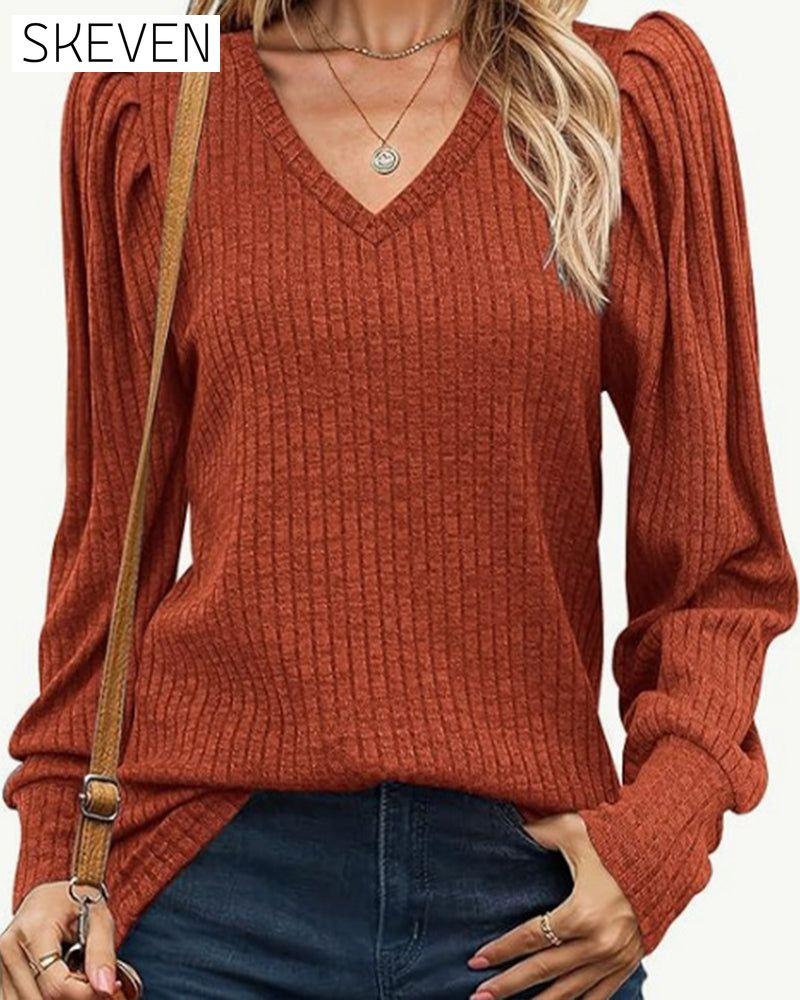 V-neck solid color long-sleeved top