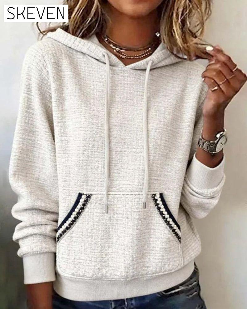 Lässiger Hoodie in Kontrastfarben