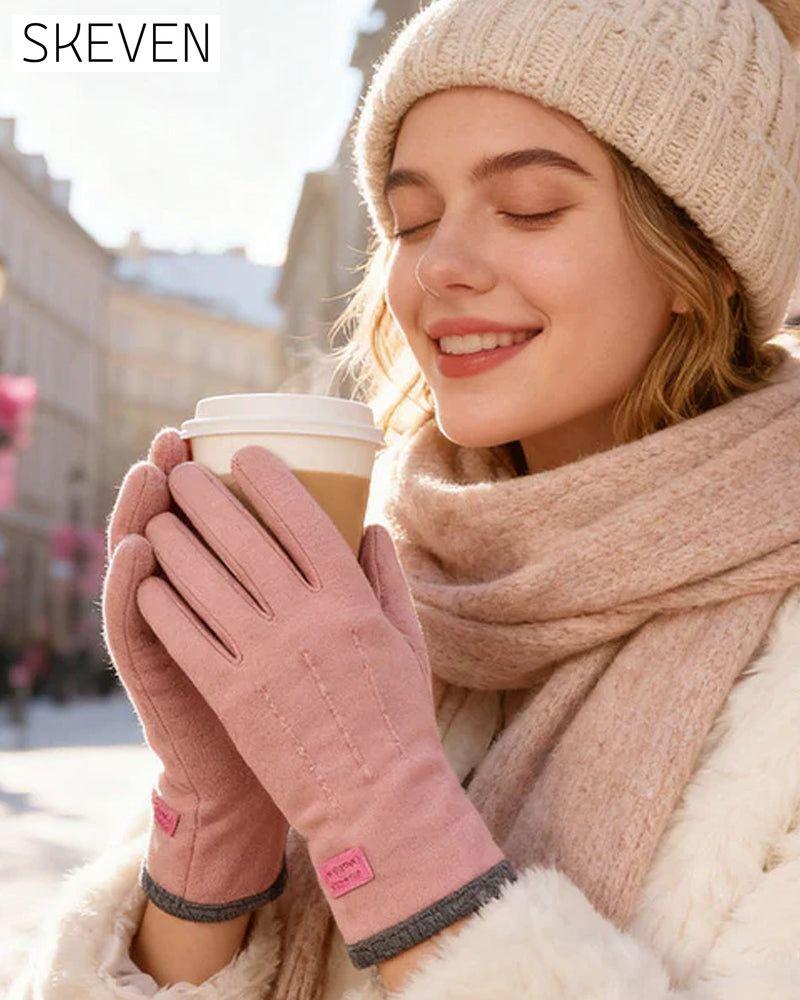 Warm And Windproof Gloves With Touchscreen Function And Anti-Slip Grip