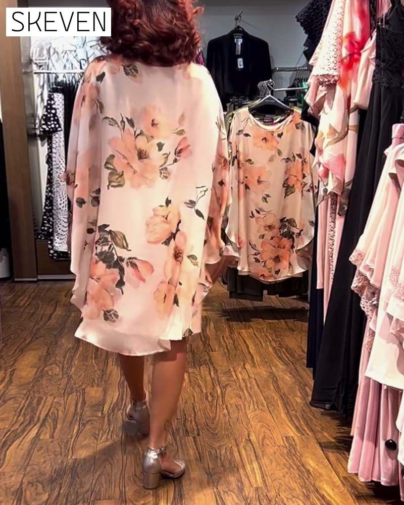 Bedrucktes Kleid mit Fledermausärmeln