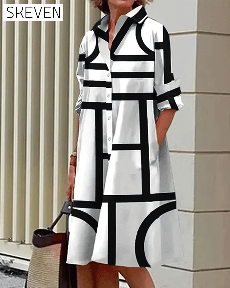 Kleid mit geometrischem Taschenmuster