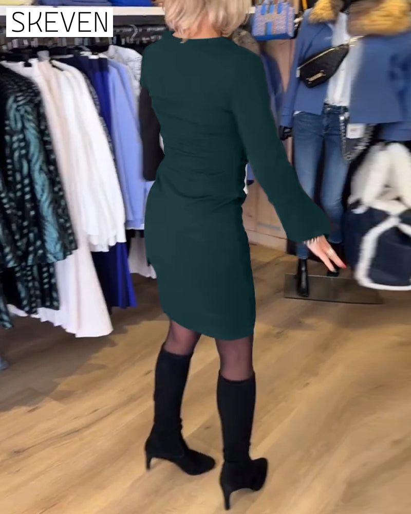 V-neck flare Sleeve dress