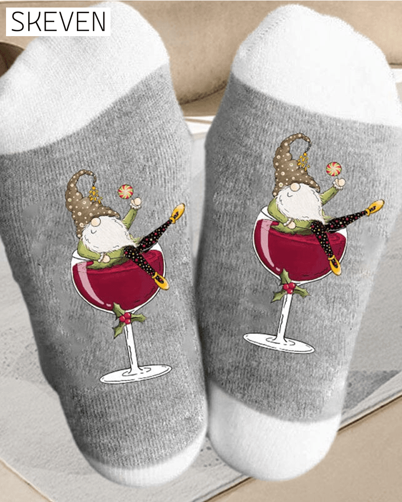 🧦Christmas gnome wine glass unisex crew socks🧦