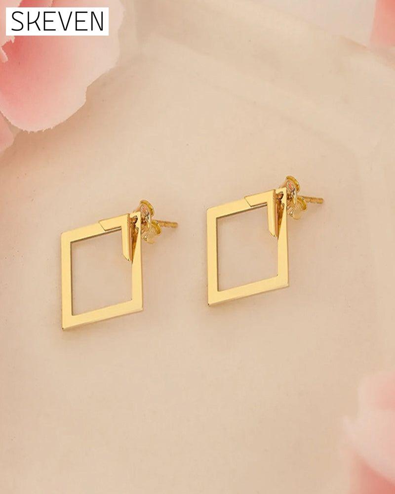 Simple diamond-shaped elegant earrings
