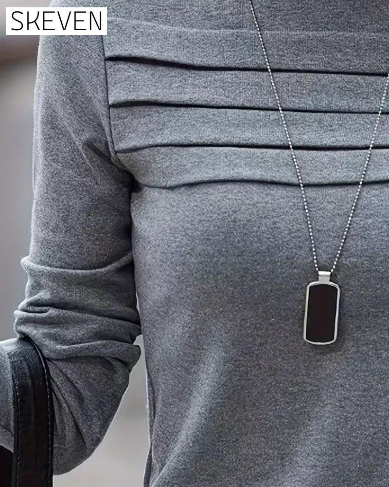 Schmal geschnittenes, plissiertes Langarmshirt