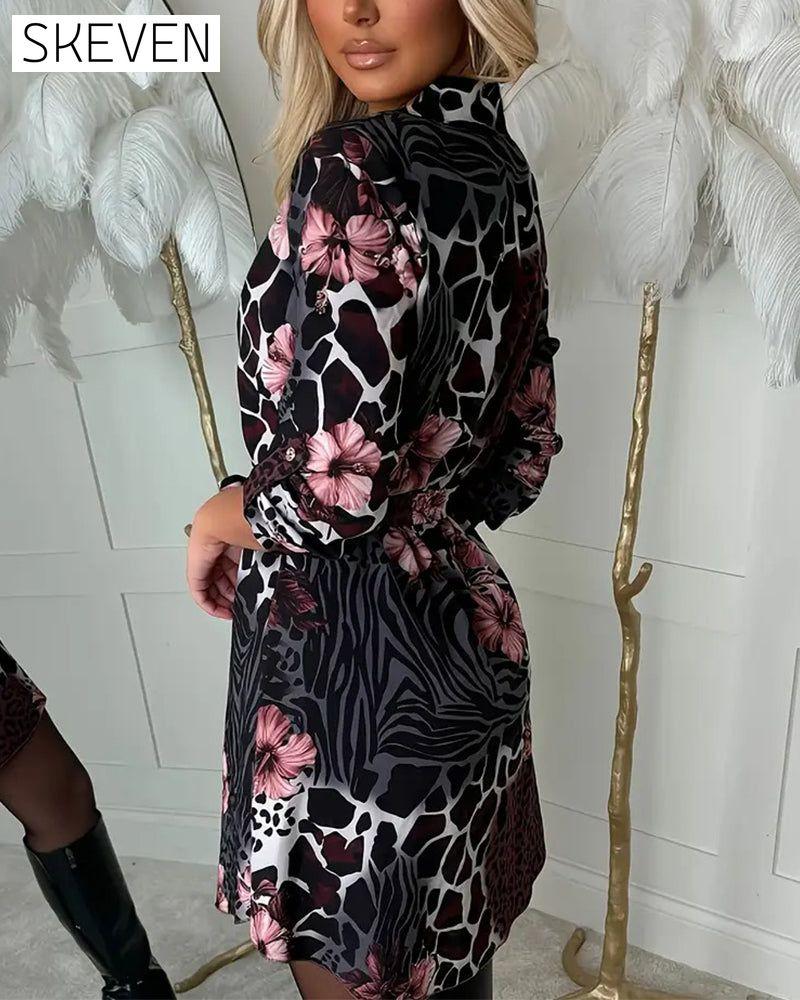 Hemdkleid mit Leoparden- und Blumenmuster