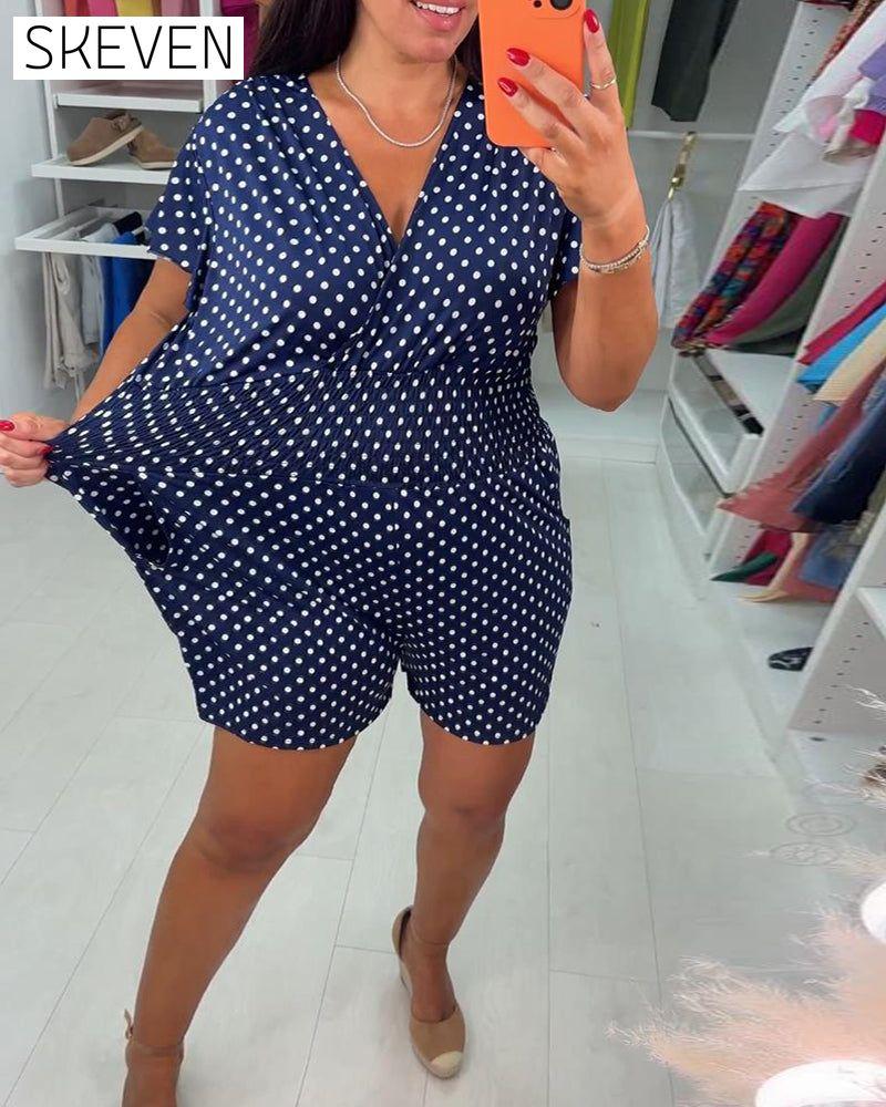 Lässiger Jumpsuit mit V-Ausschnitt, kurzen Ärmeln und Polka-Dot-Print