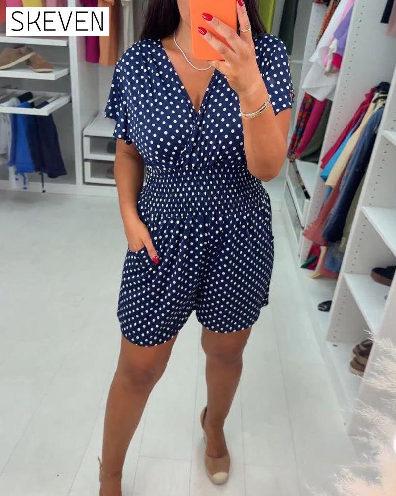 Lässiger Jumpsuit mit V-Ausschnitt, kurzen Ärmeln und Polka-Dot-Print