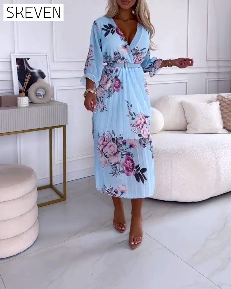 Elegant floral print pleated dress
