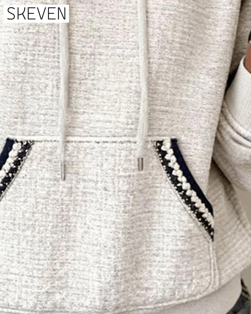 Lässiger Hoodie in Kontrastfarben