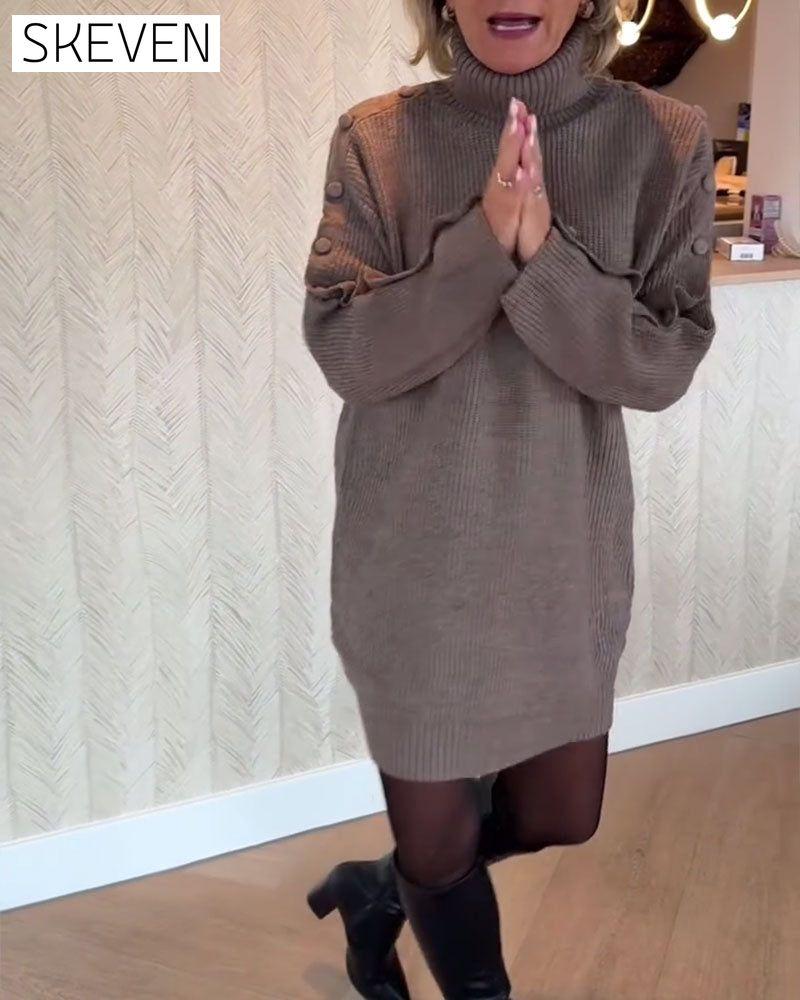 Modisches Strickkleid mit Knopfleiste