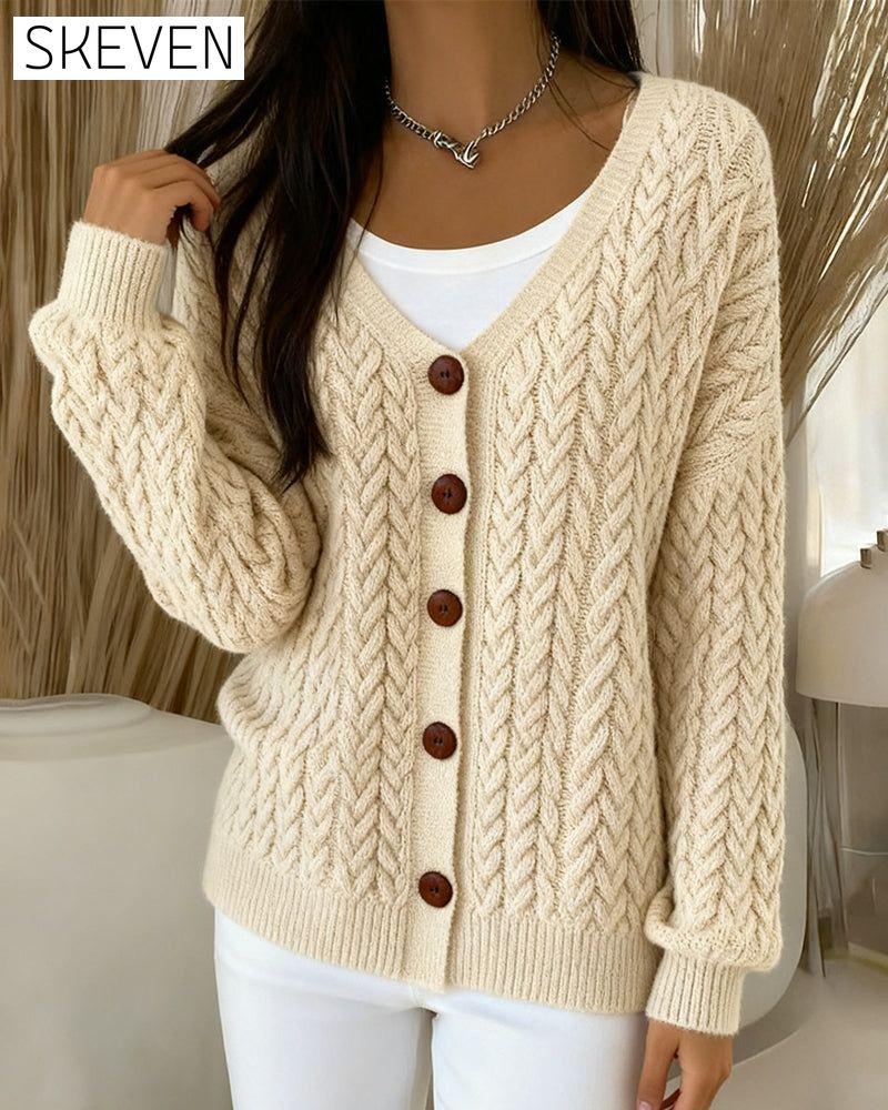 Langärmelige Strickjacke aus dickem Strick
