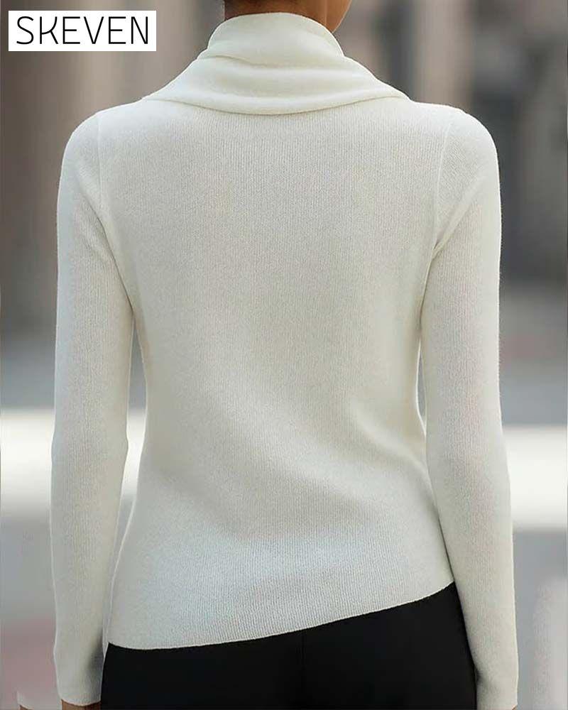 Slouchy Collar Irregular Solid Color Knit Top