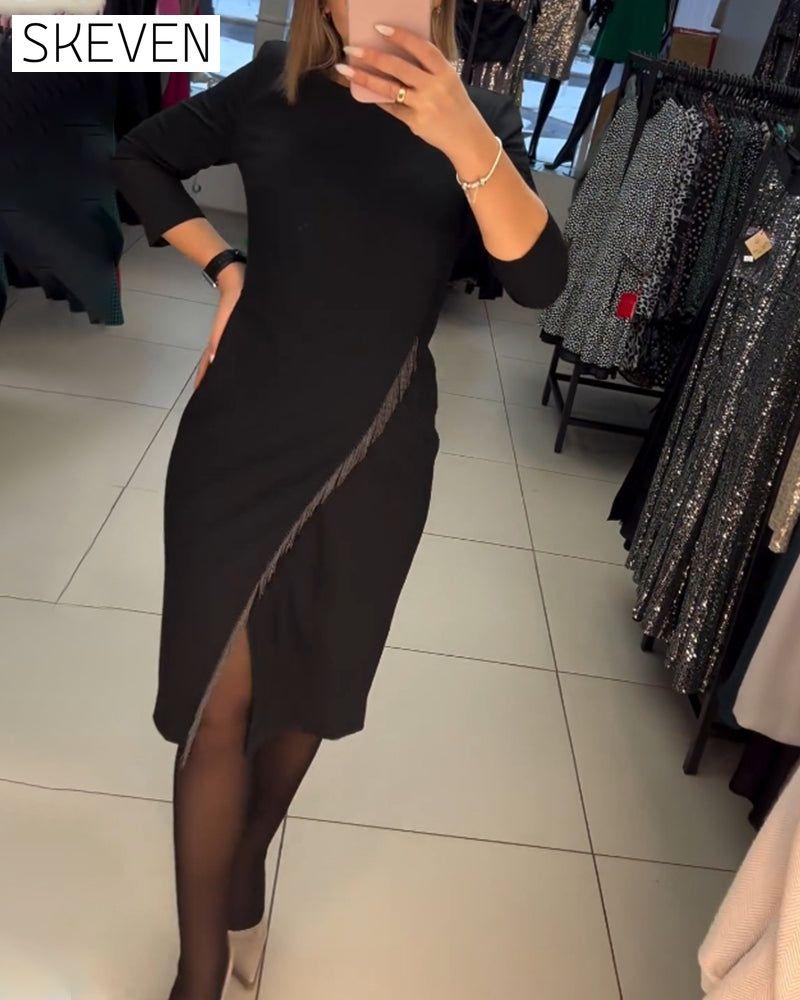 Robe à col rond et fente oblique