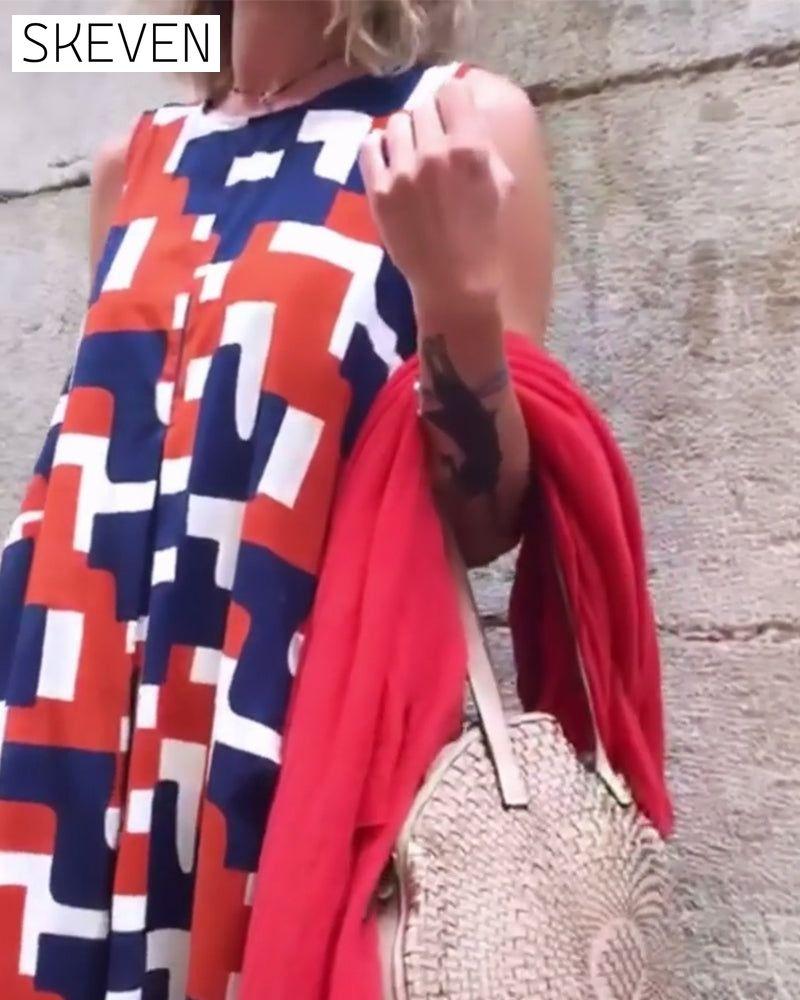 Geometric print sleeveless pocket dress