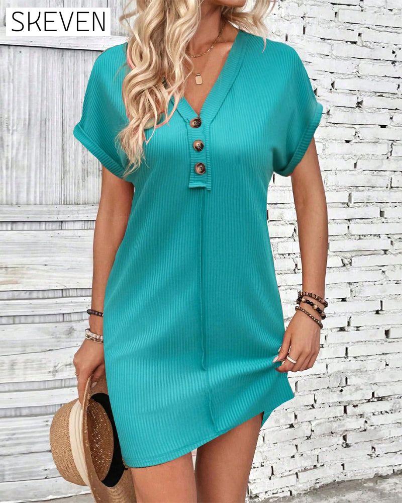 V-Neck Solid Color Three-Button Short-Sleeved Dress