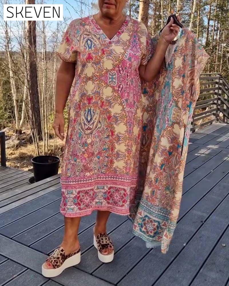 V-Neck Short-Sleeved Printed Shift Dress