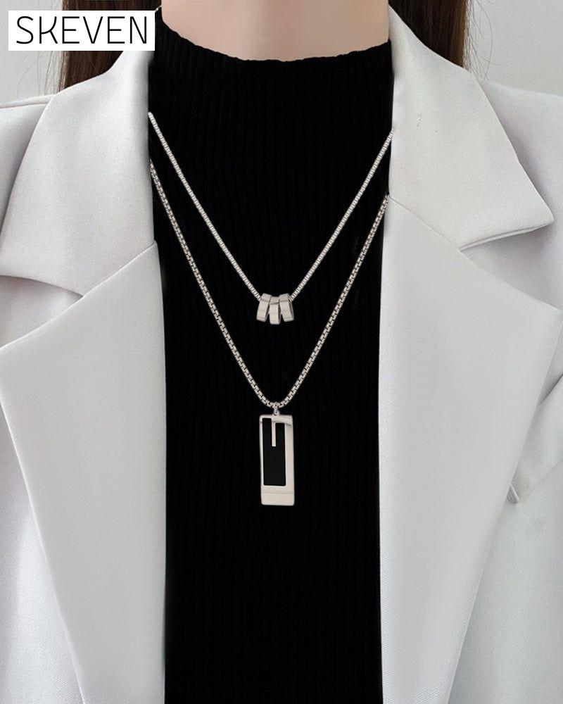 Double long necklace in titanium steel