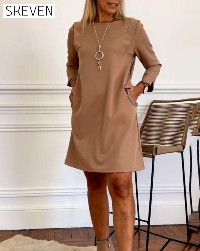 Robe élégante droite à manches longues