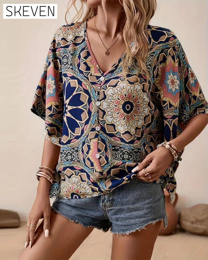 Retro-Bluse mit Print, V-Ausschnitt, Knopfleiste und halben Ärmeln
