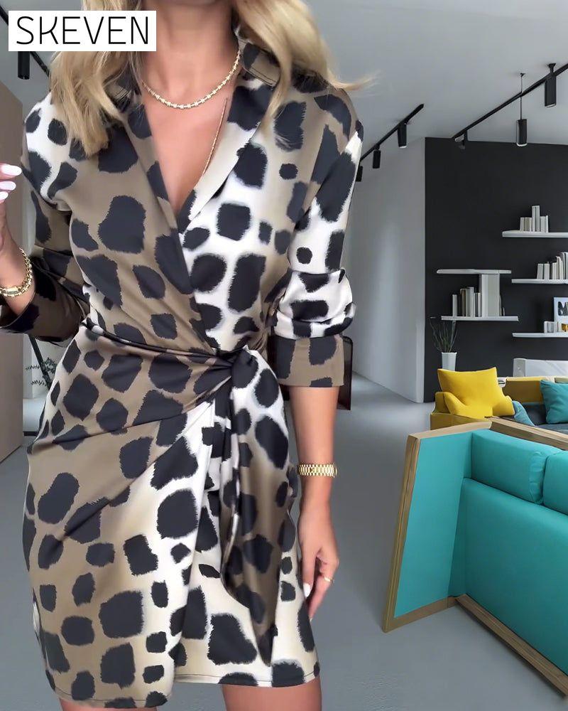 Robe décontractée cintrée à imprimé léopard