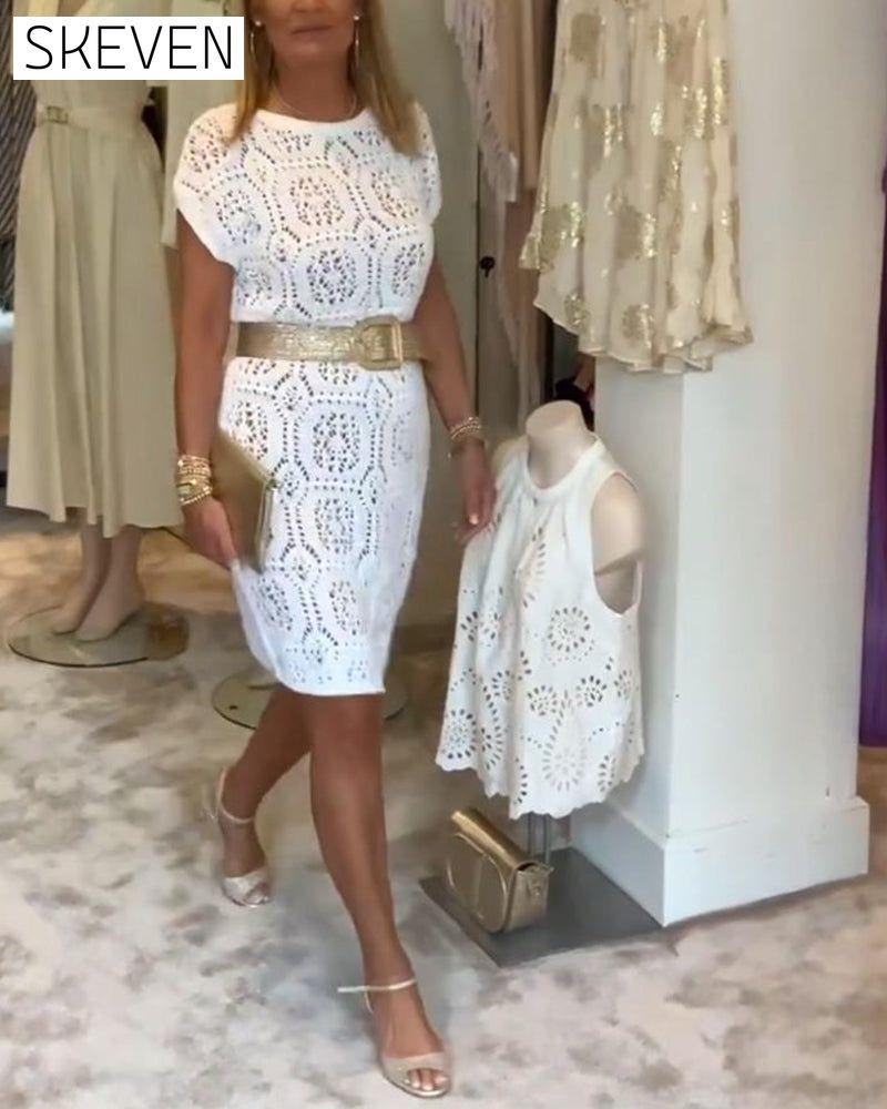 Round neck solid color cutout dress