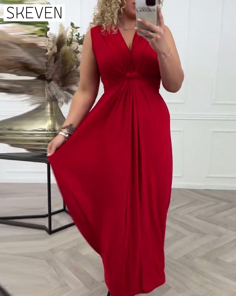 Ärmelloses, einfarbiges, elegantes Kleid mit Twist-Effekt