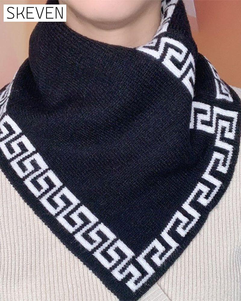 Écharpe triangulaire tendance et polyvalente
