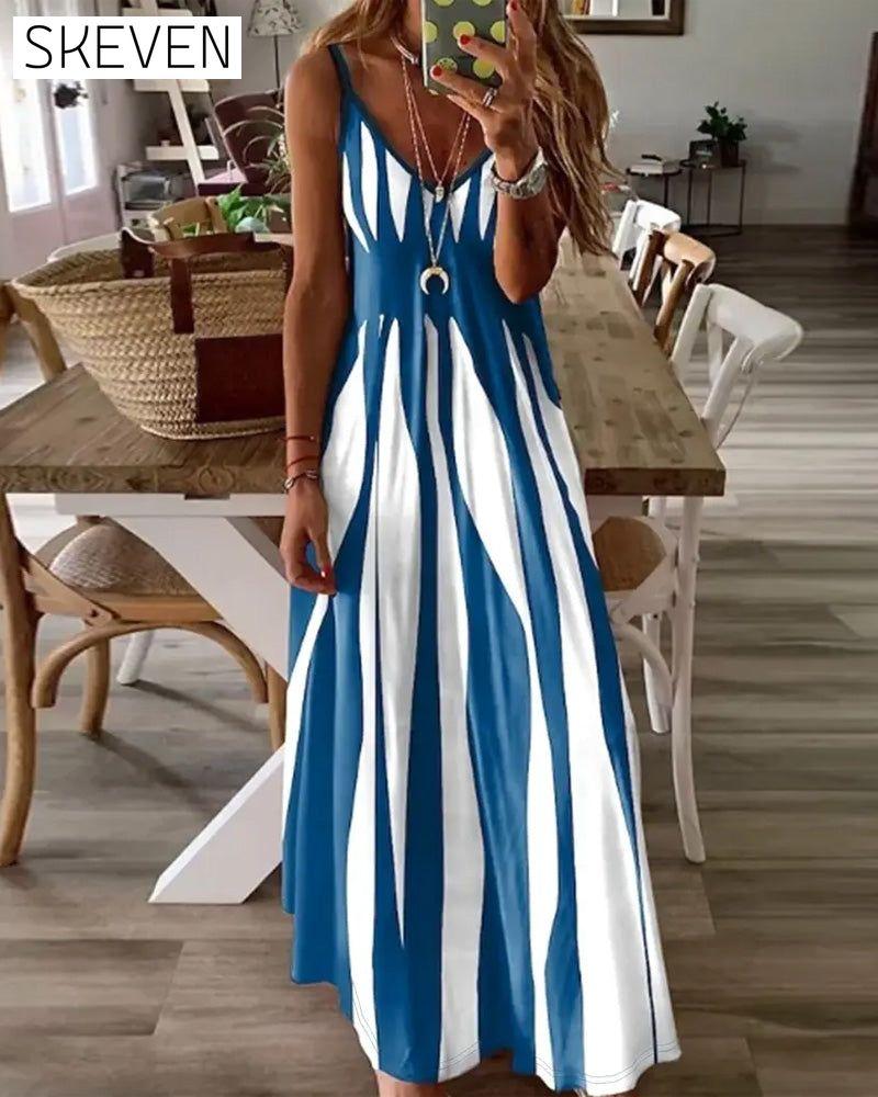 Temperamentvolles und modisches Trägerkleid mit V-Ausschnitt