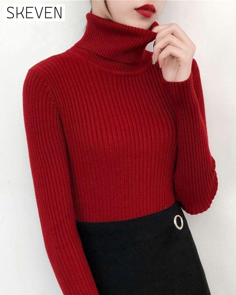 Hochgeschlossener Strickpullover als Basisschicht