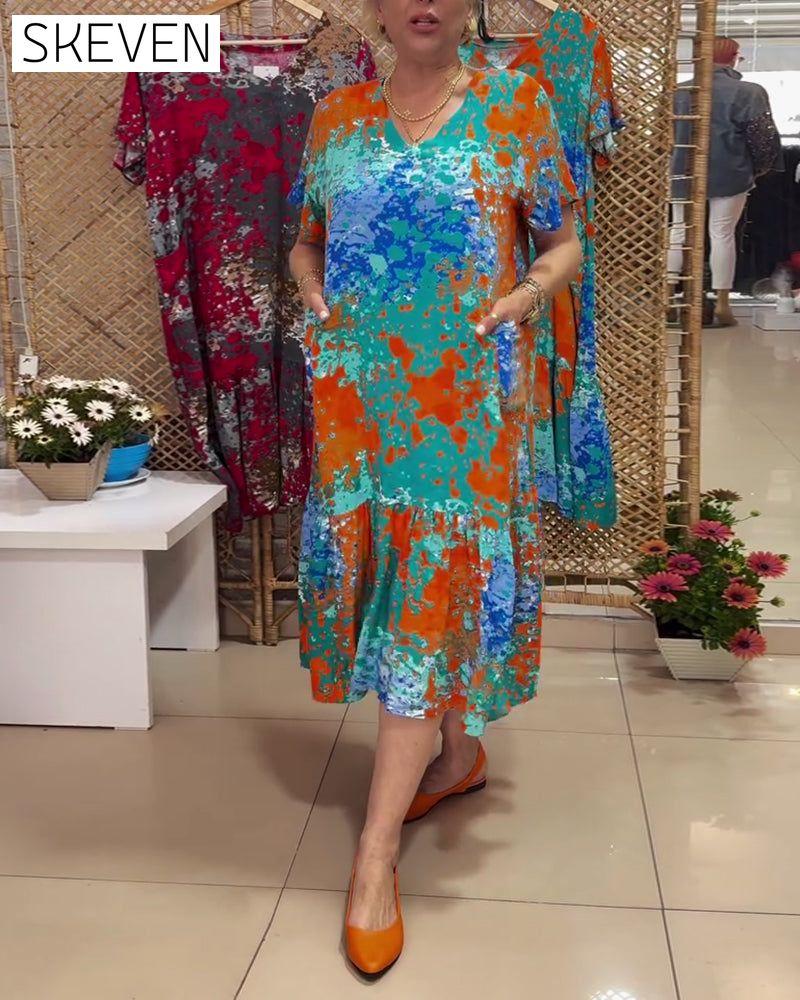 Kleid mit V-Ausschnitt und mehrfarbigem Farbverlauf