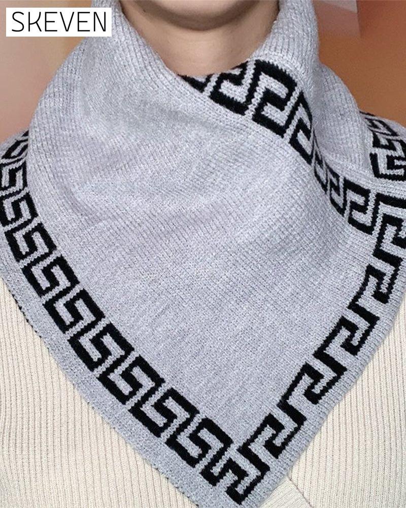 Écharpe triangulaire tendance et polyvalente
