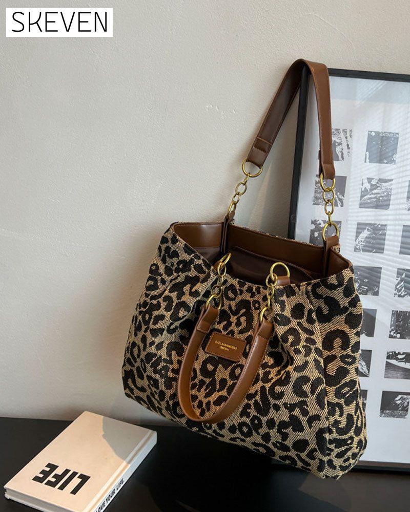 Schultertasche mit Leopardenmuster