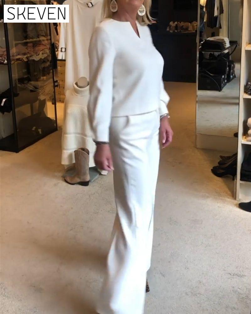 V-neck solid color elegant top