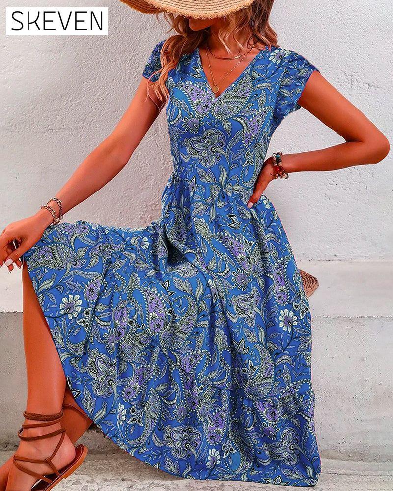 Short-sleeved floral V-neck dress