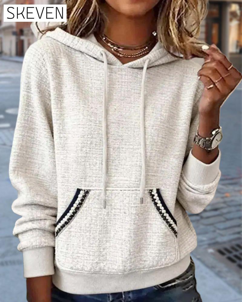 Lässiger Hoodie in Kontrastfarben