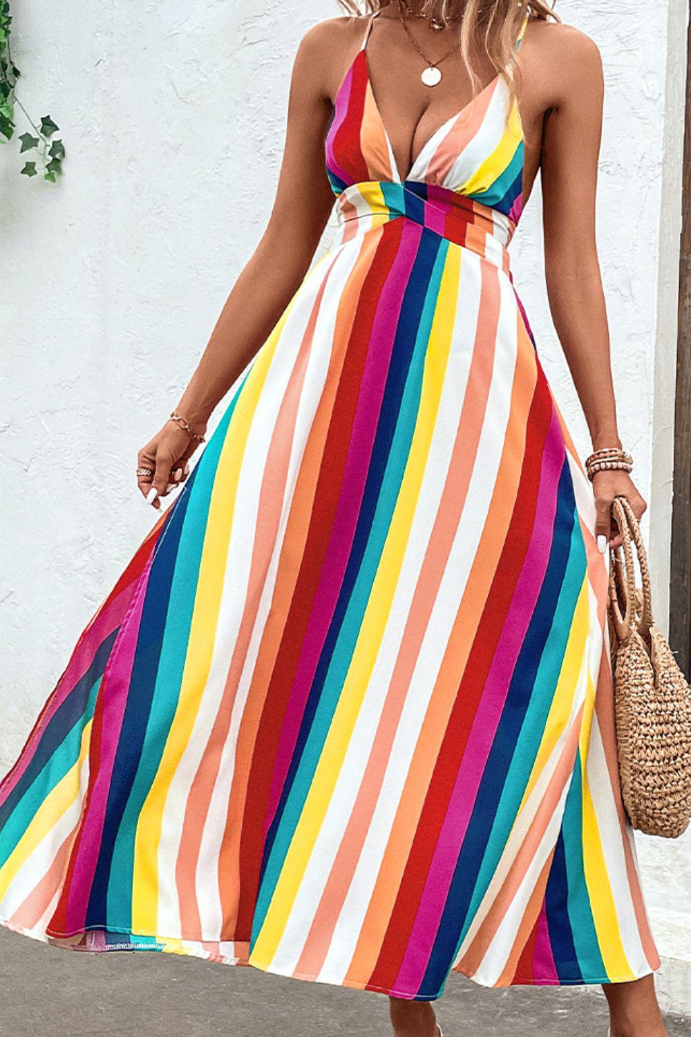 Boho-Kleid mit mehrfarbigen Streifen und gekreuzten Trägern, rückenfrei
