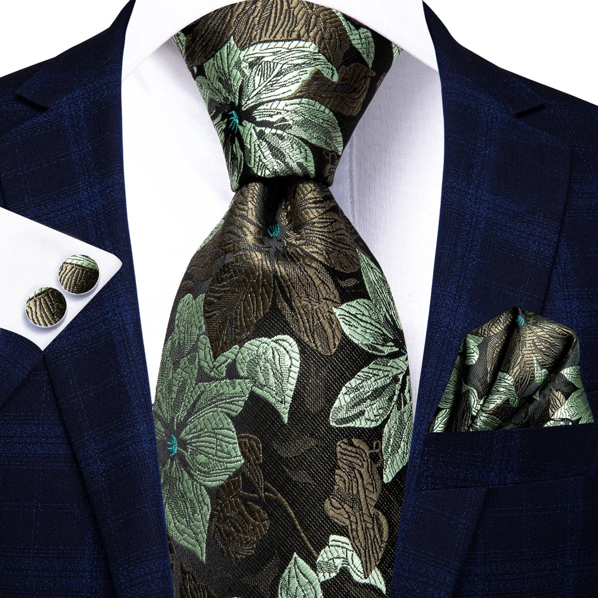 Quality Men's Tie: How to Tie Men's Tie Guide