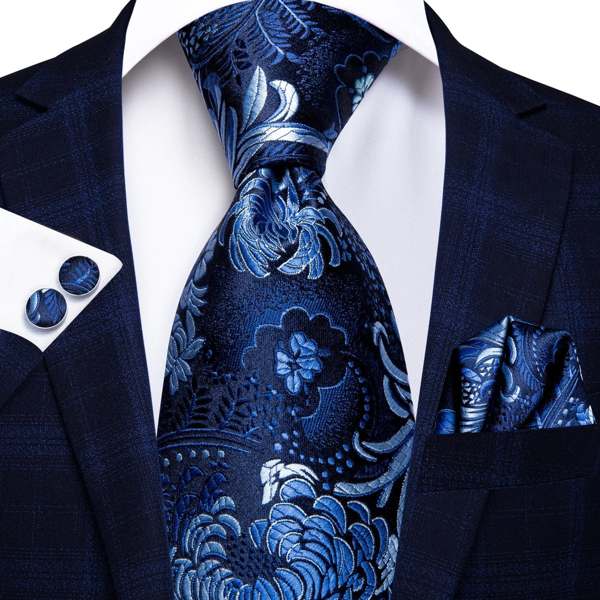 How to Fold a Pocket Square for Men’s Formal Looks
