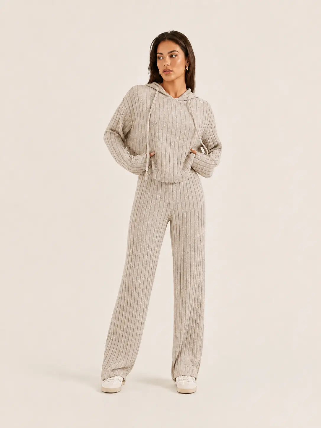 LÁVINE™ Hooded Loungewear Set for Women – 2 Piece Outfit