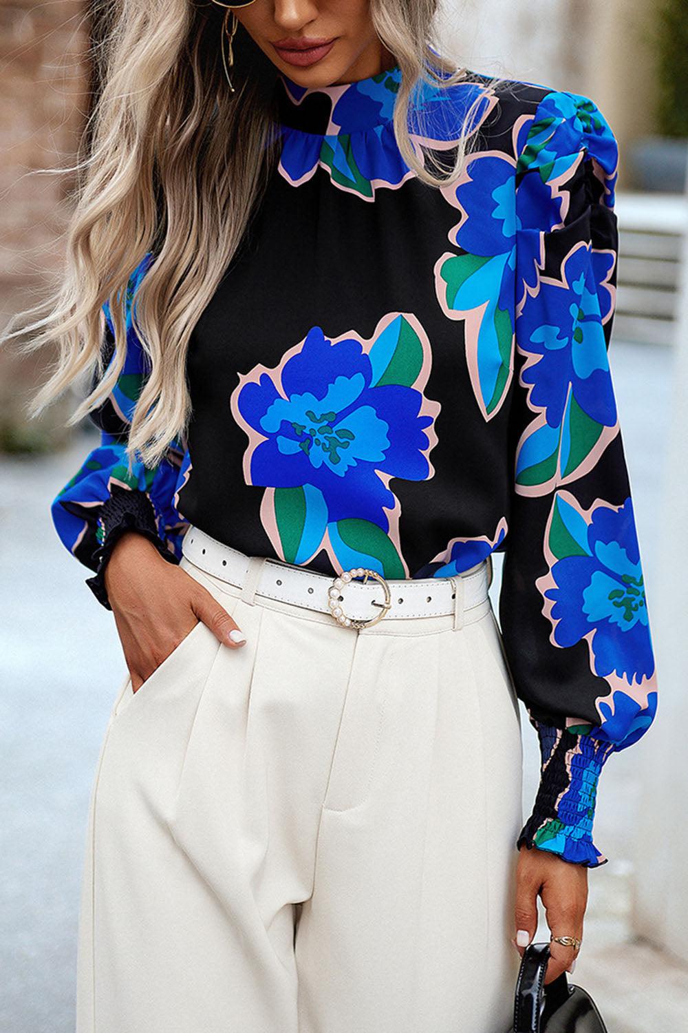 Bedruckte Bluse mit Smokdetails und Puffärmeln