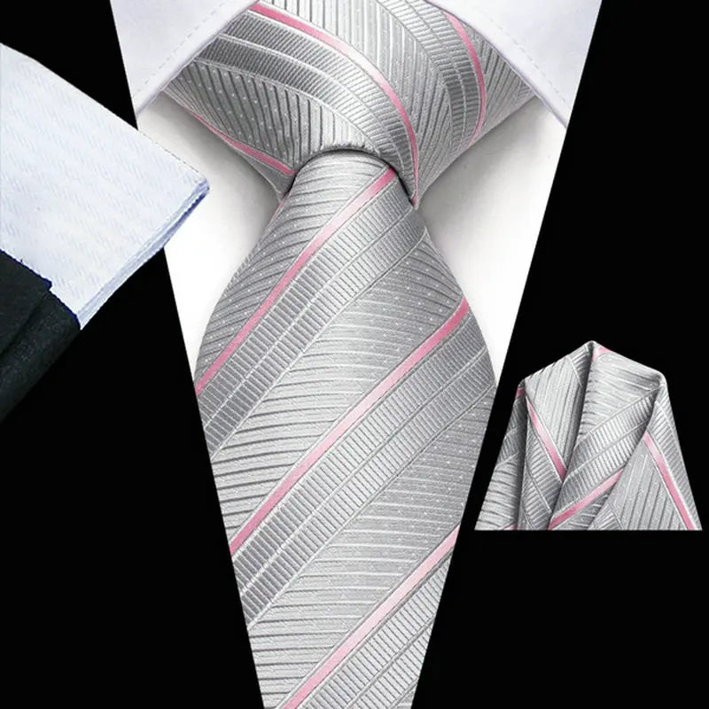 Men's Pocket Square Folding Guide for Travel Style