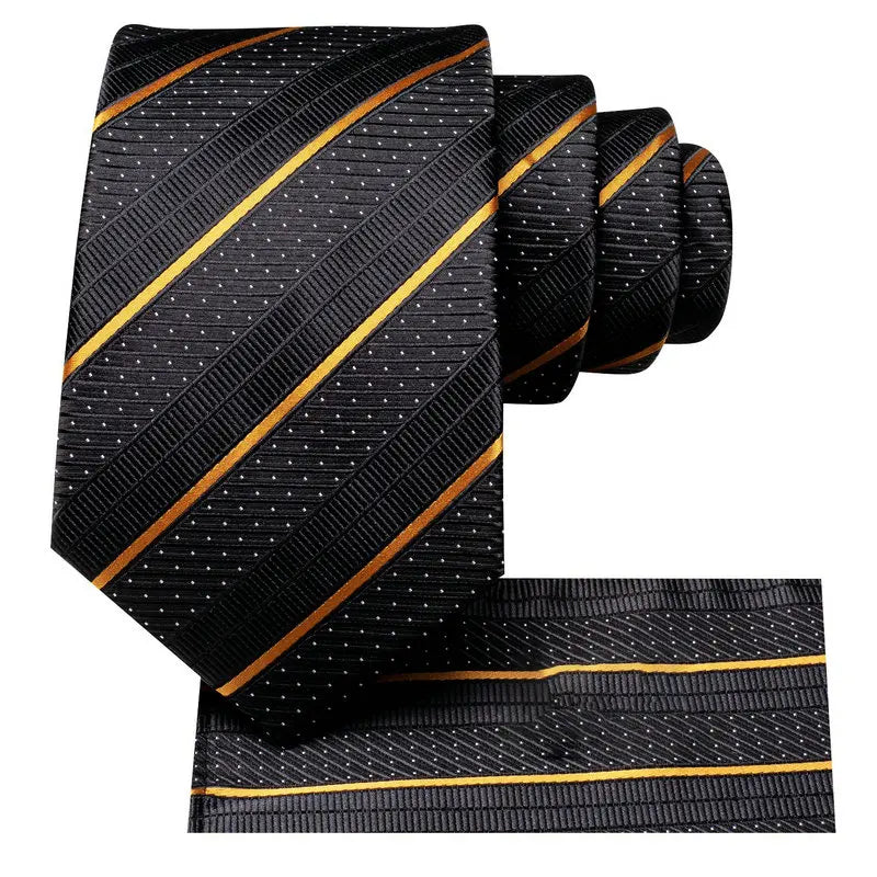 Men's Pocket Square Folding Guide for Travel Style