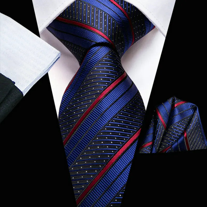 Men's Pocket Square Folding Guide for Travel Style