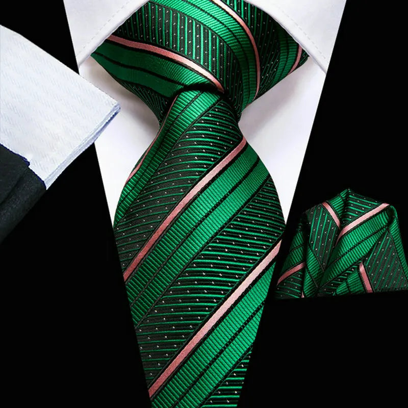 Men's Pocket Square Folding Guide for Travel Style