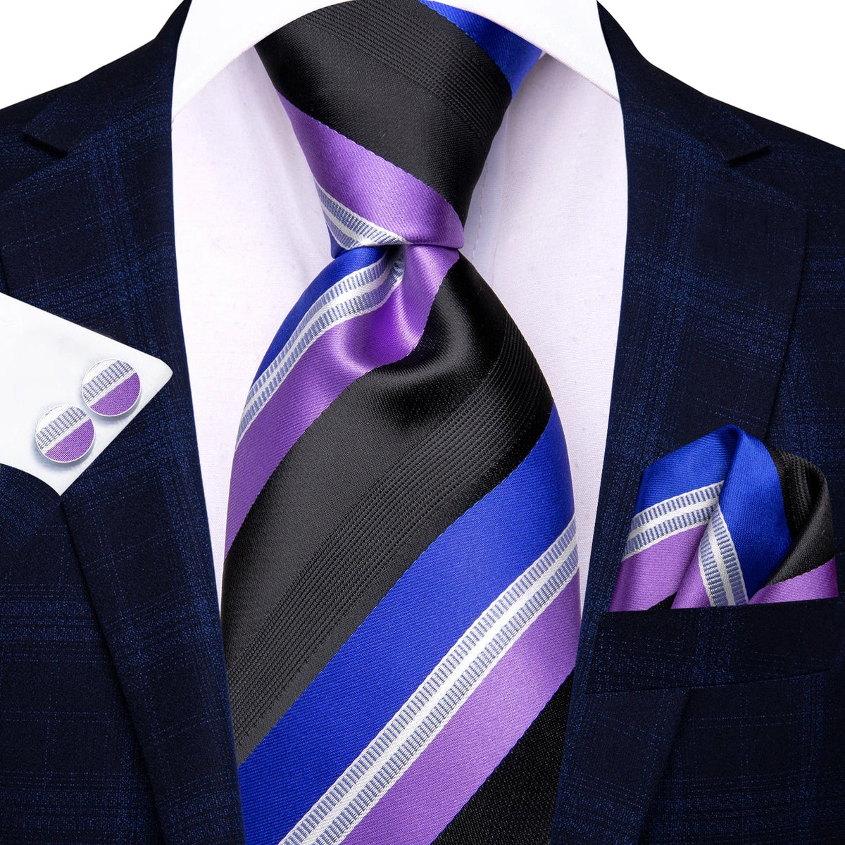Elegant Necktie How to Tie - Perfect for Travel