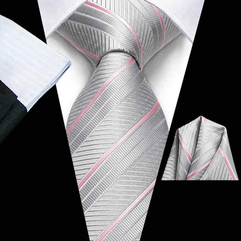 Men's Pocket Square Folding Guide for Travel Style