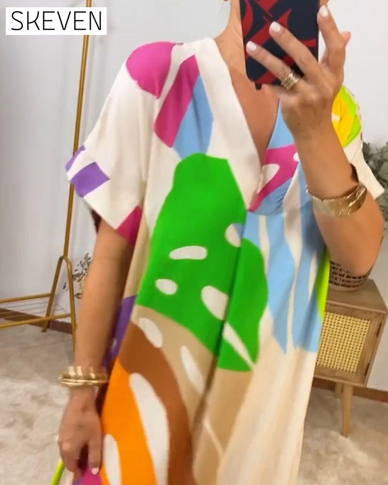 Freizeitkleid mit buntem Blätterprint