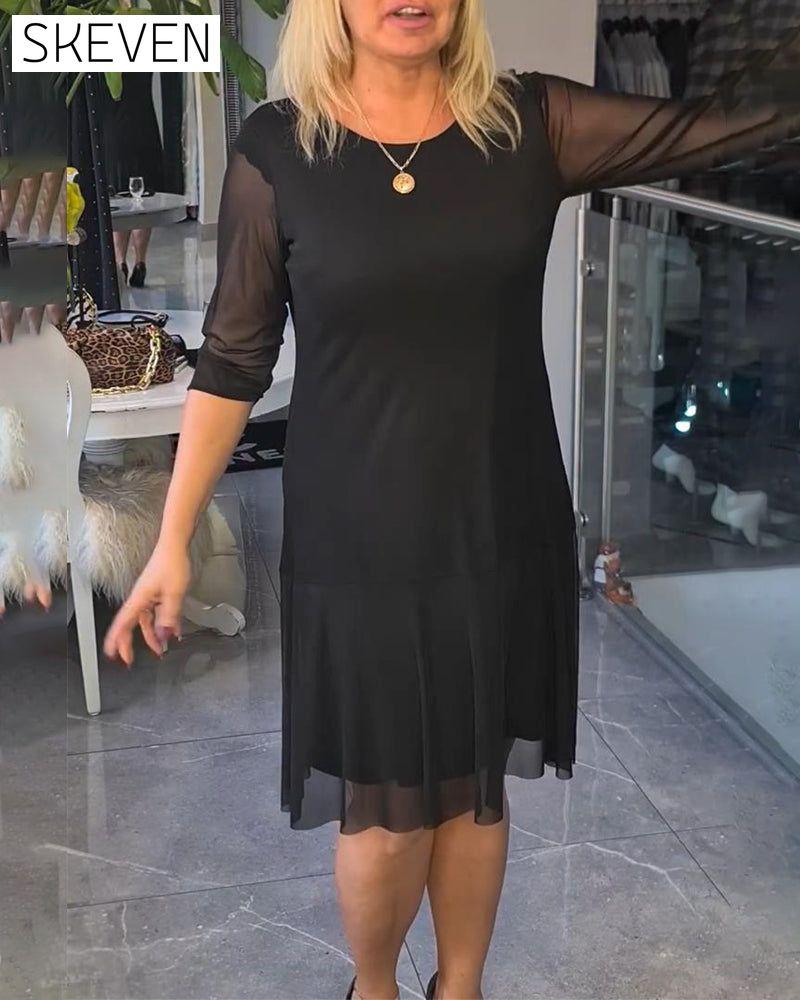Transparentes und modisches einfarbiges Kleid