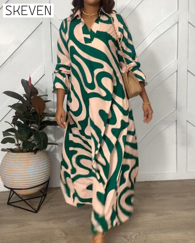 Elegantes, locker sitzendes Kleid mit langen Ärmeln